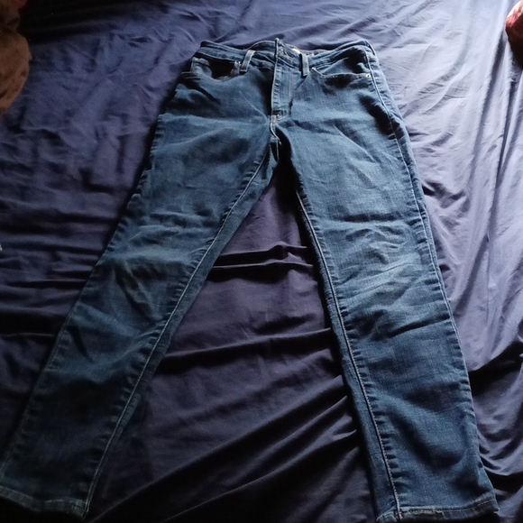 Levi's 721 high rise skinny jeans. Sm 25 - Picture 3 of 4